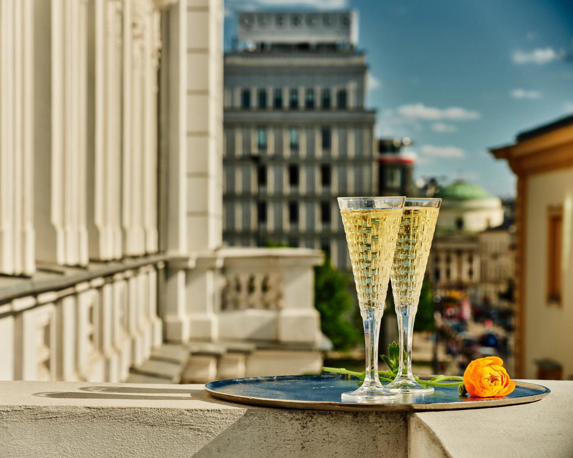 Hotel Indigo Warsaw Nowy Swiat By Ihg Extérieur photo