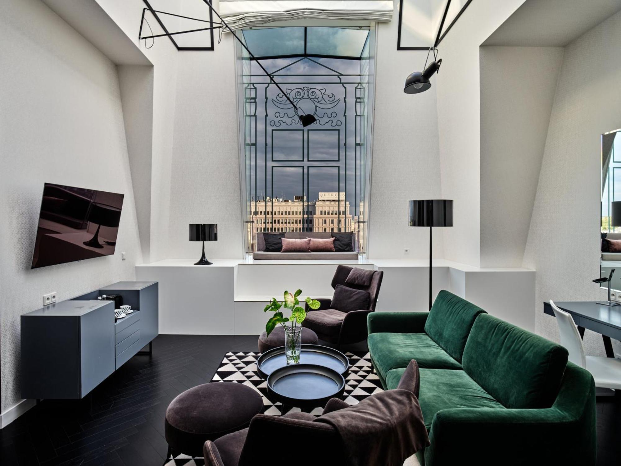 Hotel Indigo Warsaw Nowy Swiat By Ihg Extérieur photo